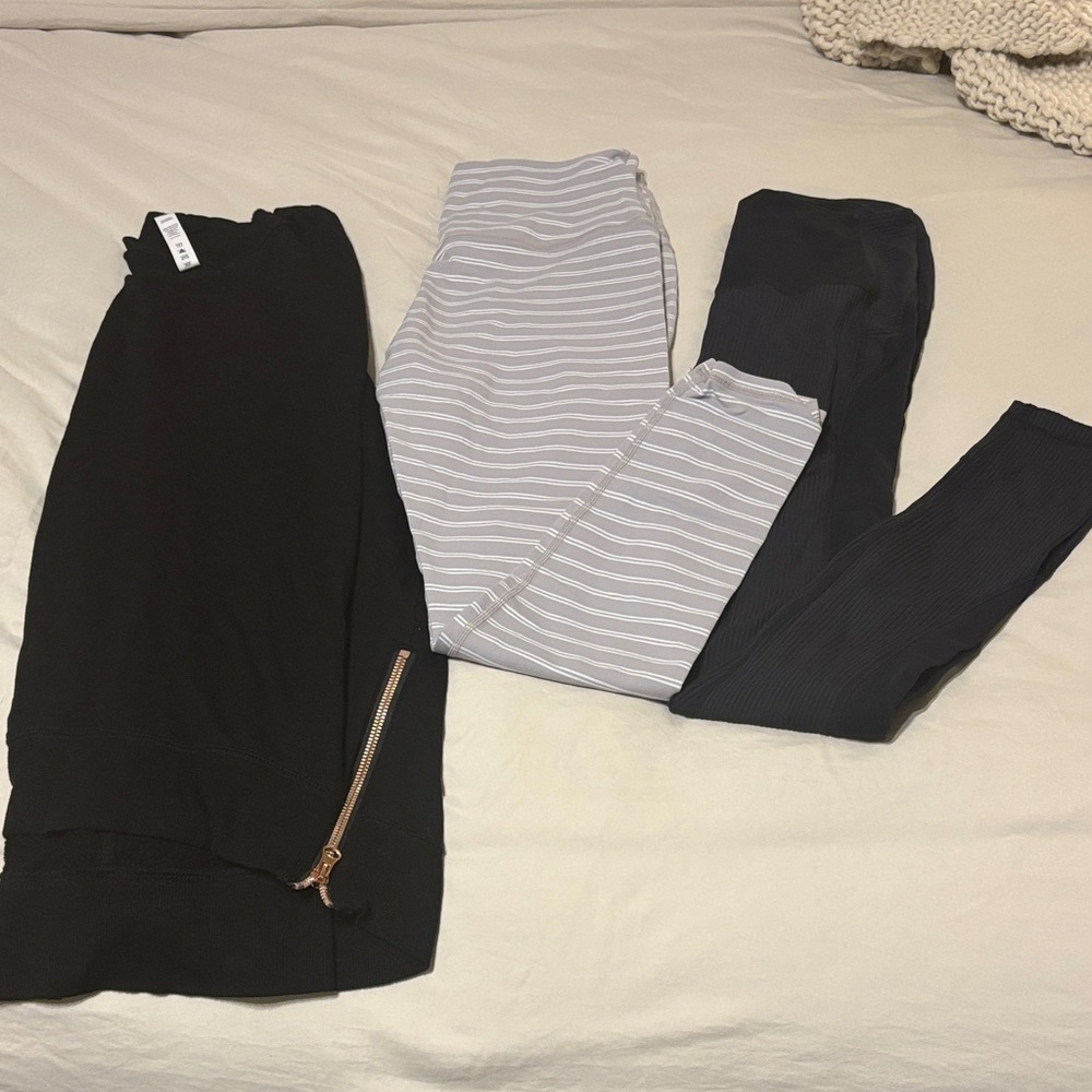 Glyder trio - leggings are medium, pullover is size large (covers the bum)